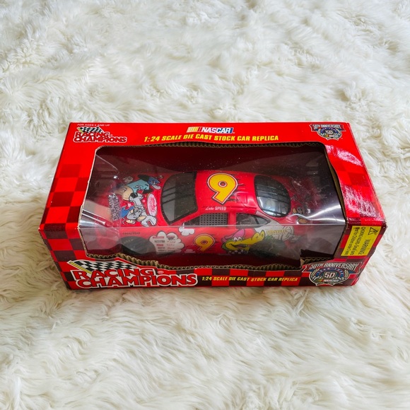 Lake Speed #9 1:24 Scale Stock Car Cartoon Network